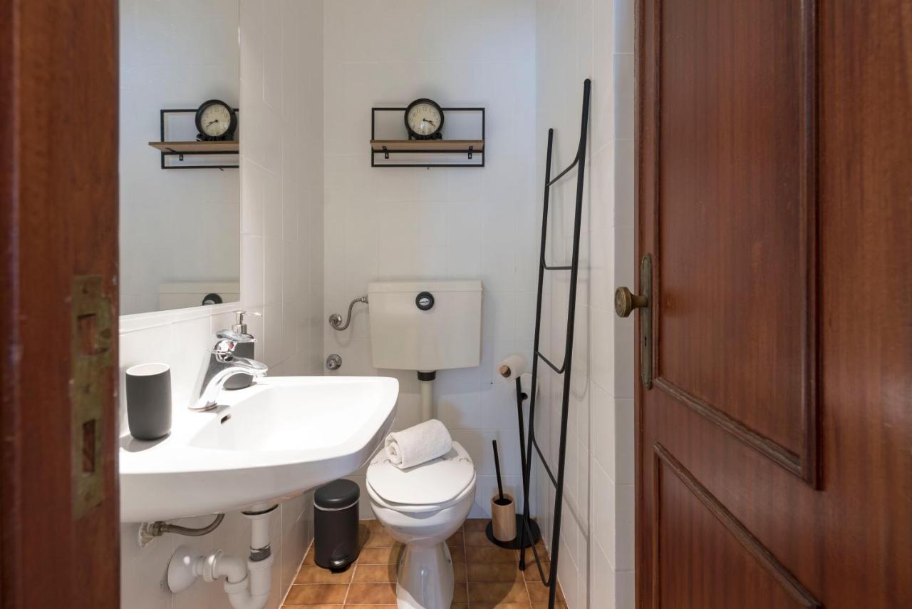 Lovelystay - Newly Decorated 2Br Flat With Free Parking Vila Nova de Gaia Buitenkant foto