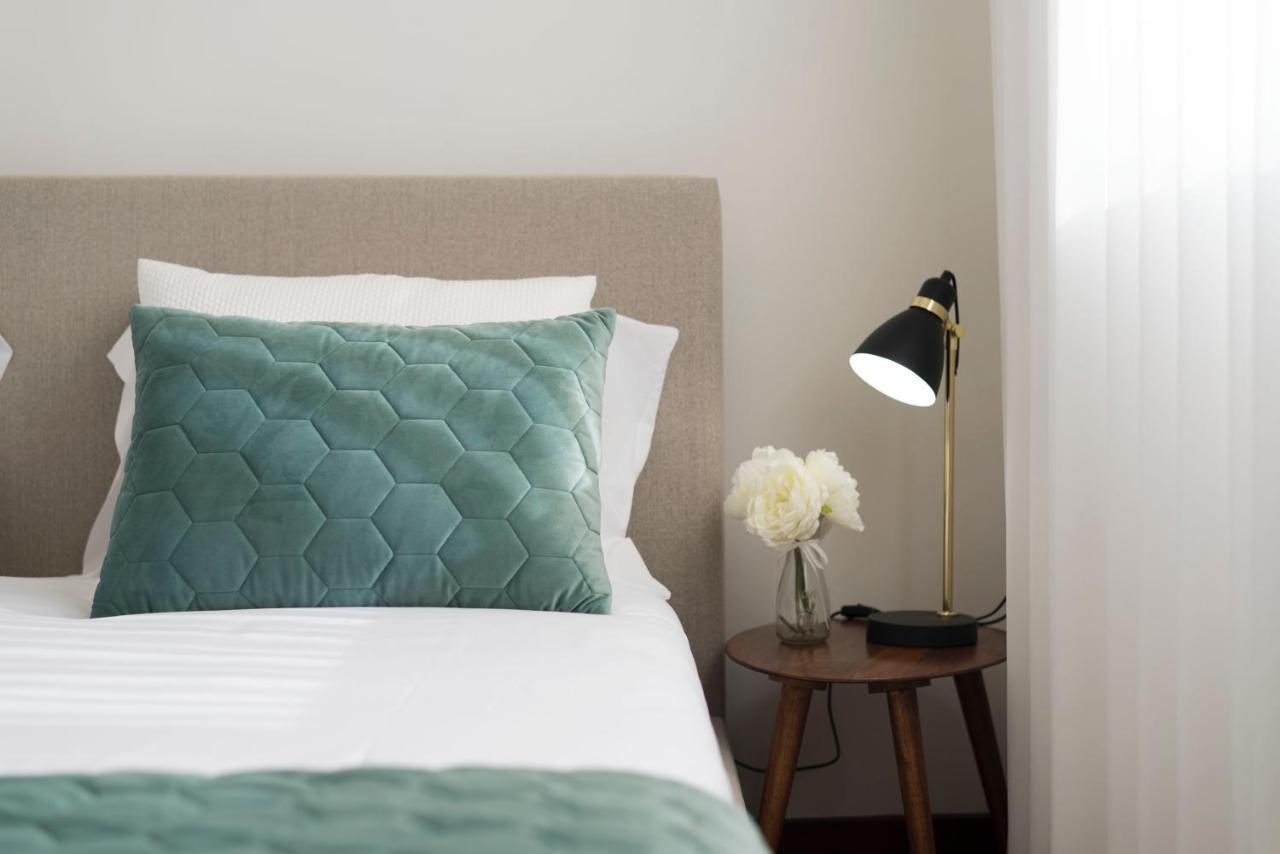Lovelystay - Newly Decorated 2Br Flat With Free Parking Vila Nova de Gaia Buitenkant foto