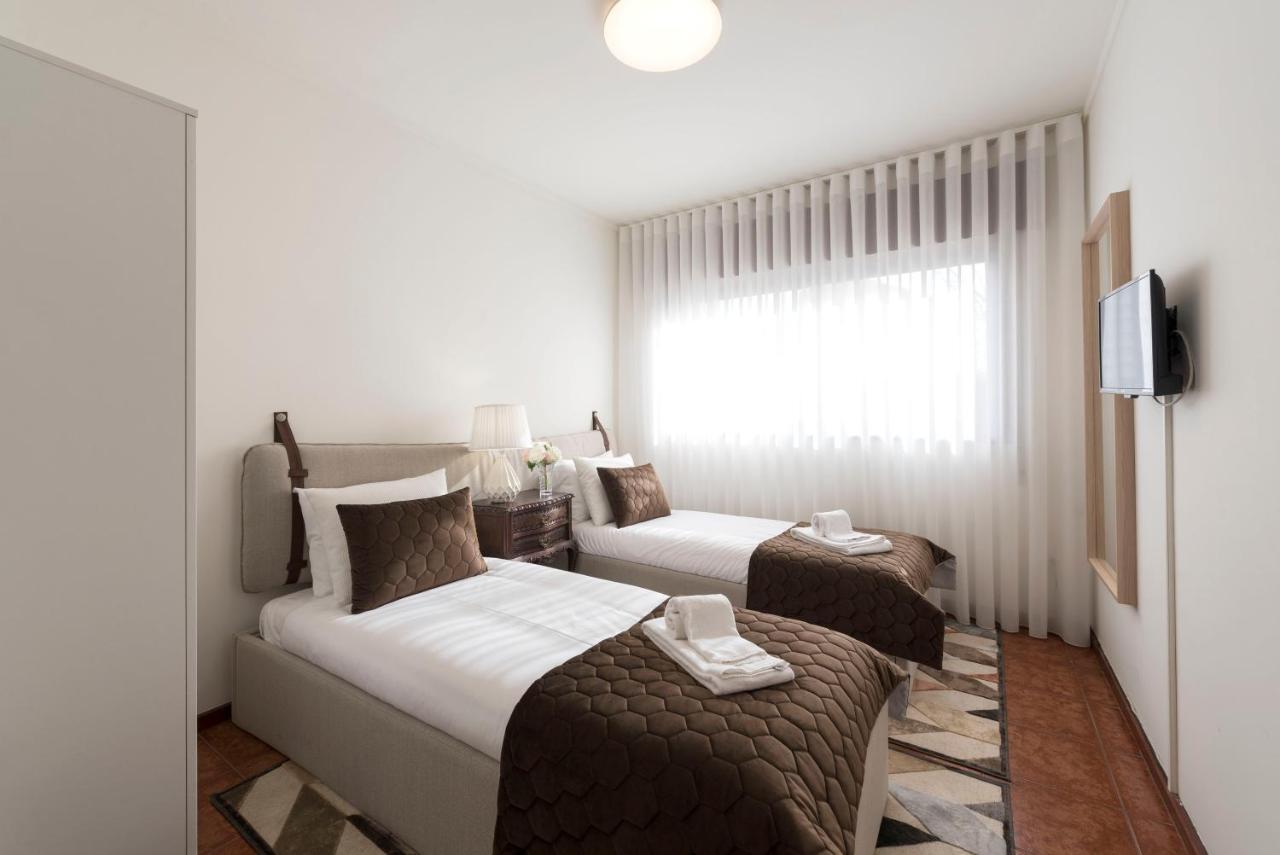 Lovelystay - Newly Decorated 2Br Flat With Free Parking Vila Nova de Gaia Buitenkant foto