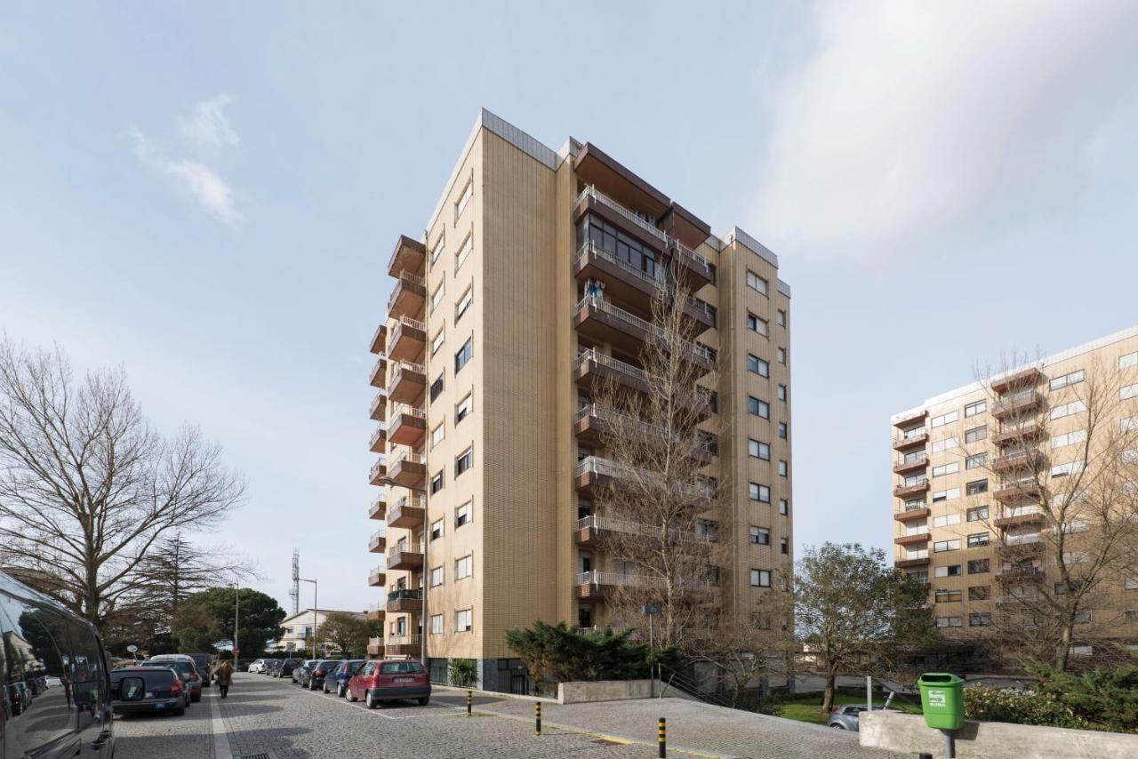 Lovelystay - Newly Decorated 2Br Flat With Free Parking Vila Nova de Gaia Buitenkant foto