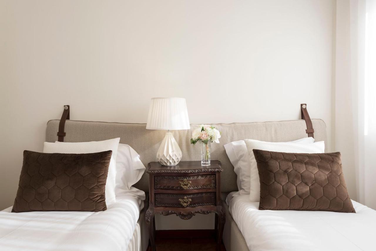Lovelystay - Newly Decorated 2Br Flat With Free Parking Vila Nova de Gaia Buitenkant foto
