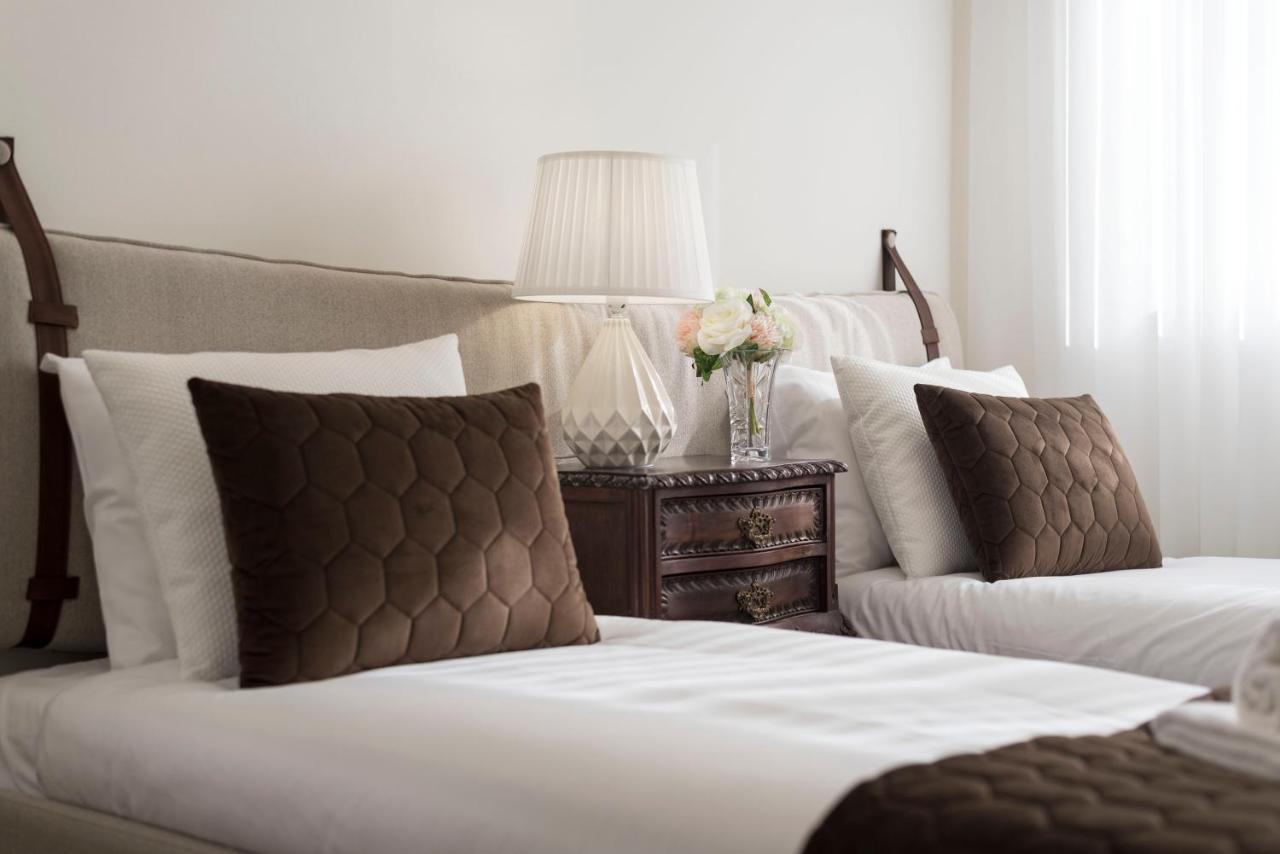 Lovelystay - Newly Decorated 2Br Flat With Free Parking Vila Nova de Gaia Buitenkant foto